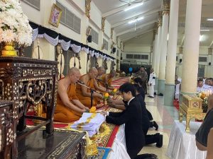 กรรมการ กต.ตร.สภ.พัฒนานิคม ร่วมกิจกรรมบำเพ็ญพระราชกุศล แด่ สมเด็จพระนางเจ้าสิริกิติ์ พระบรมราชินีนาถ พระบรมราชชนนีพันปีหลวง ณ วัดพัฒนาธรรมมาราม